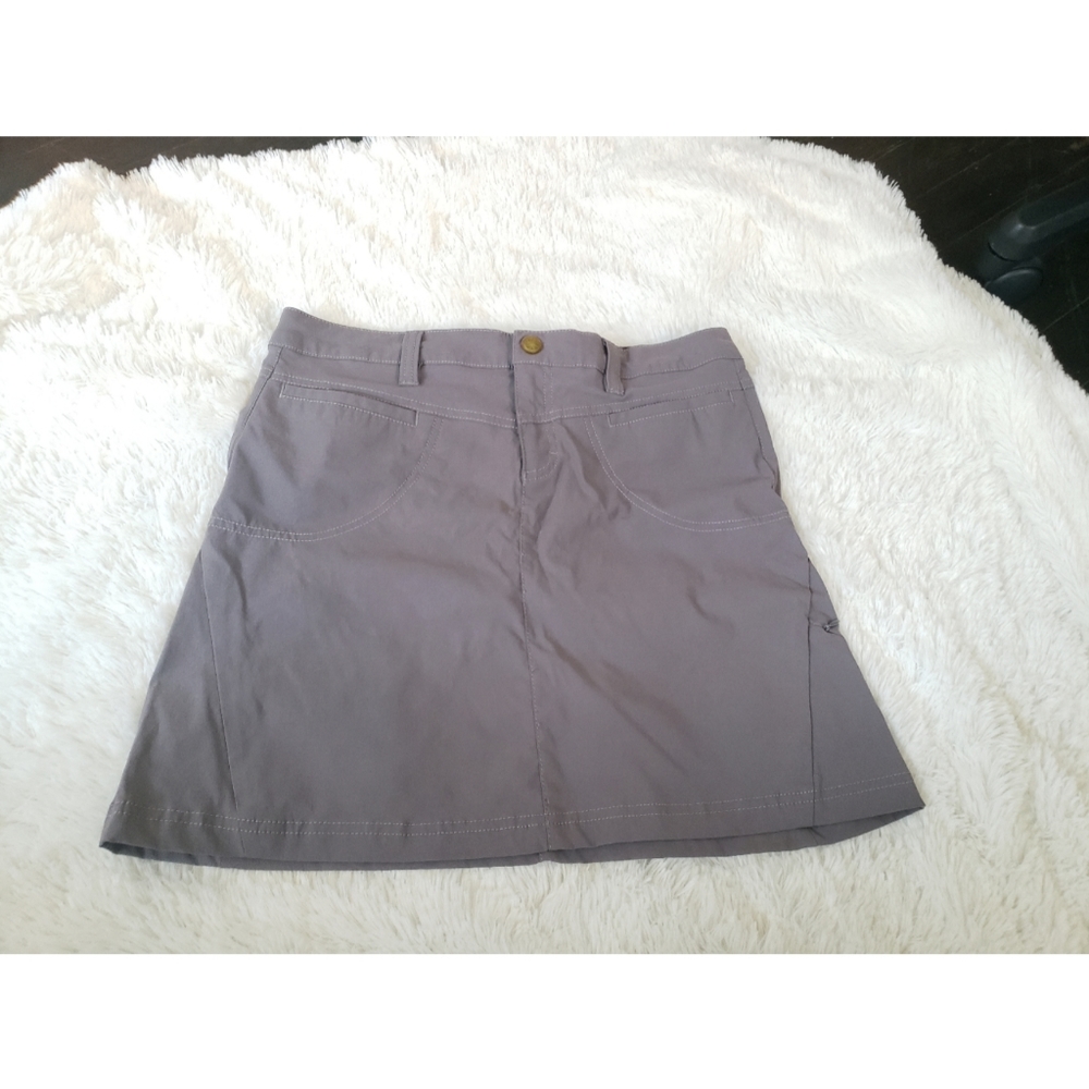 Athleta grey skort skirt with attached shorts 6